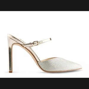 Nine West Tips Gold Heel Mule (never used, Size 6)